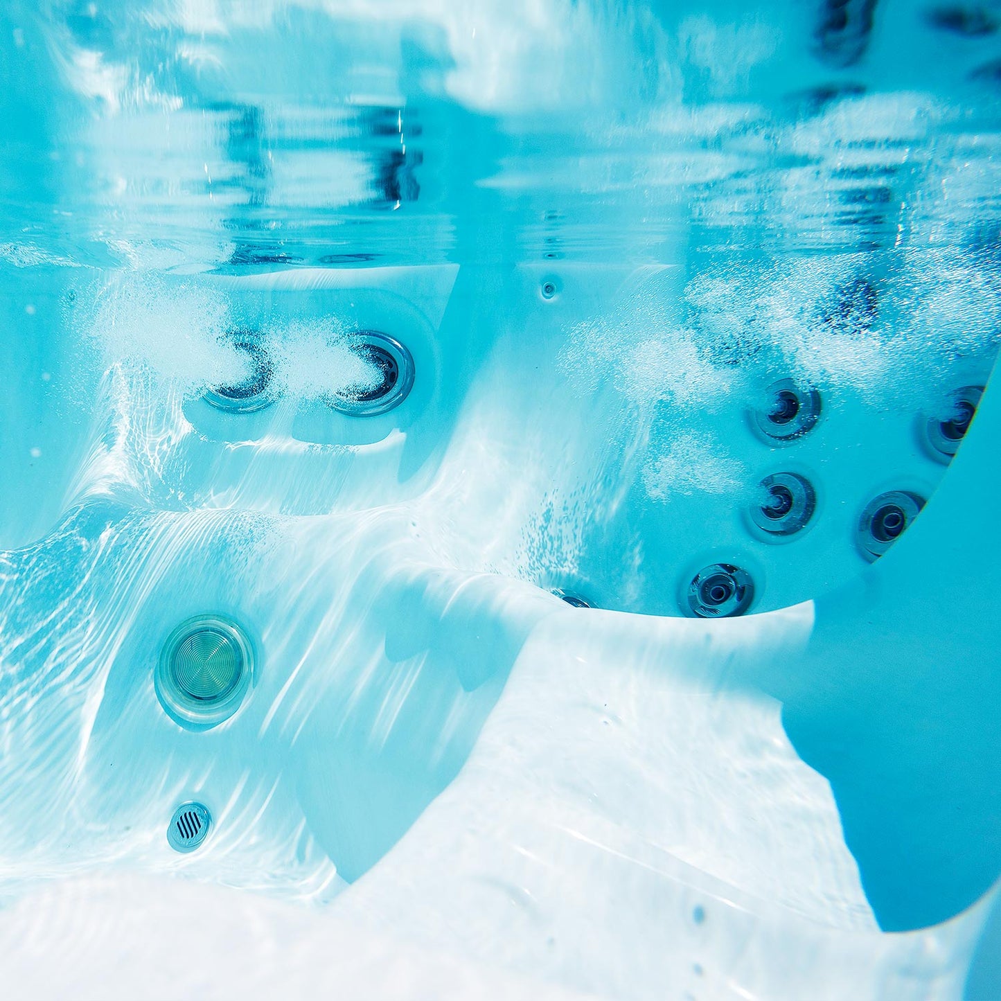 Wellis Olympus Luxury Hot Tub