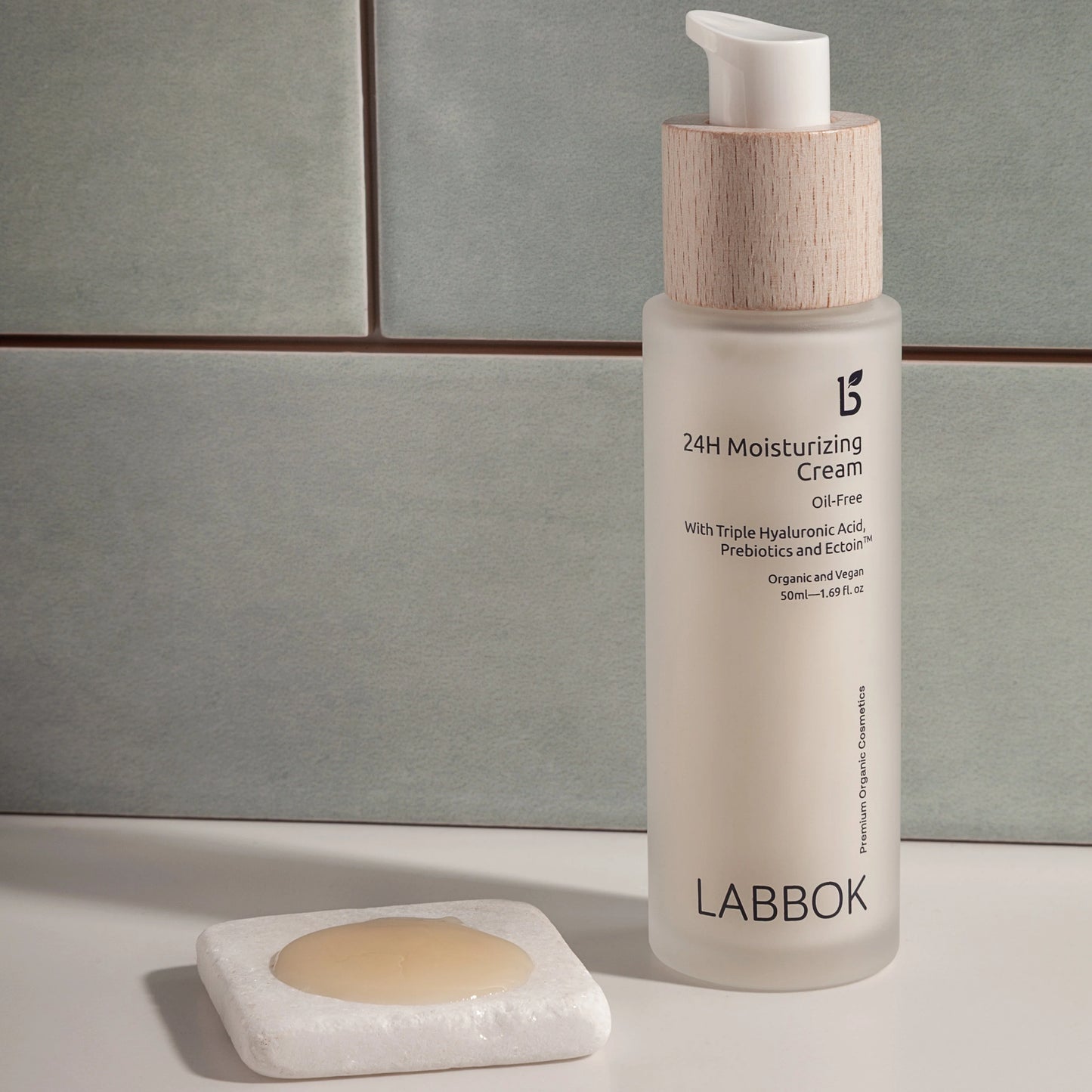 Crema hidratanta 24H_Labbok detaliu